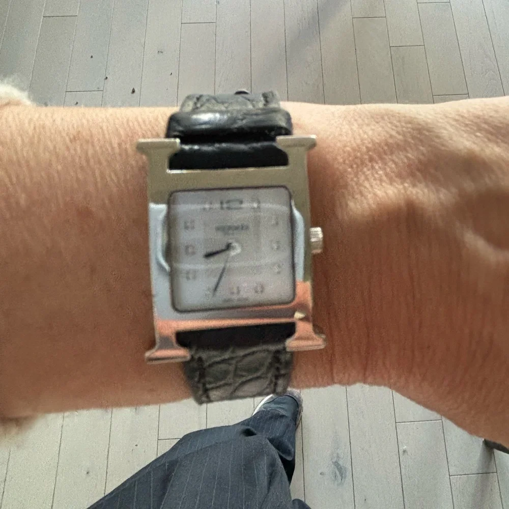 Hermes Heure H pm  Black Croc Women Watch - Picture 5 of 7